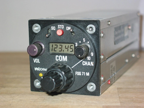 FSG-71M VHF COM RADIO ! VERY NICE FSG 71 M TRANSCEIVER ! AR4201 M760 FSG2T XCOM