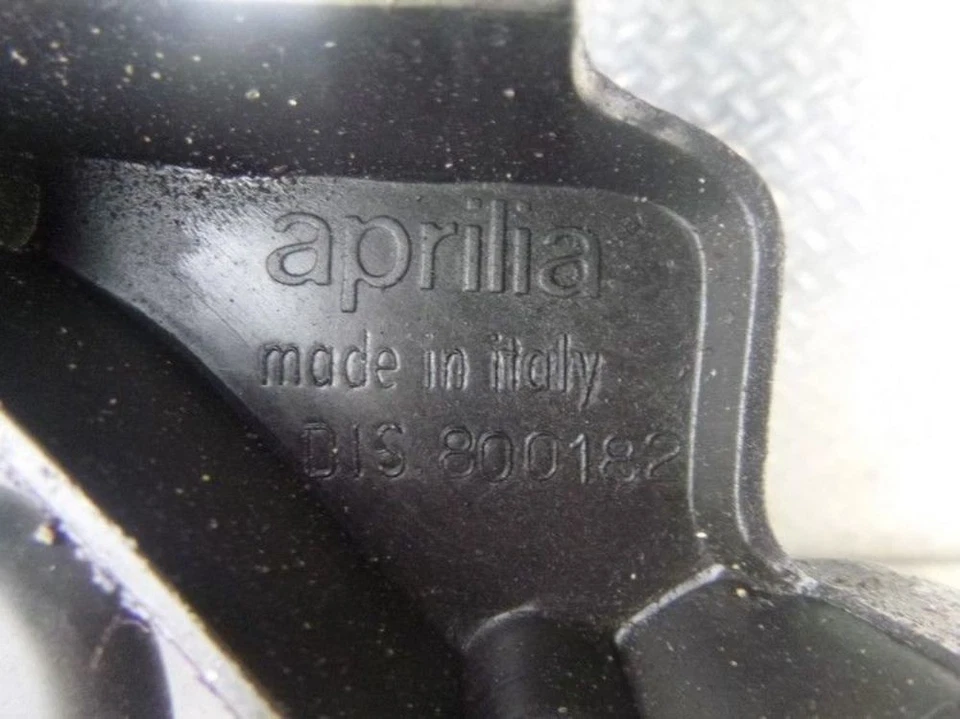 Cubierta de piñón delantera Aprilia Caponord ETV 1000 Foto 3 de 4