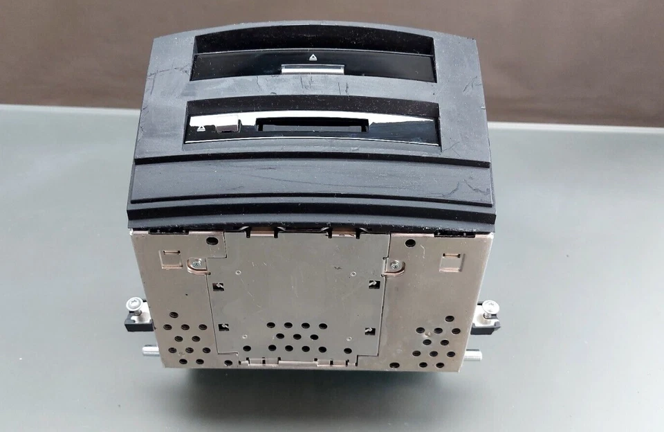 Original Mercedes-Benz W221 Navigationssytem HEAD UNIT DVD COMMAND A2218703195 - Bild 3 von 4