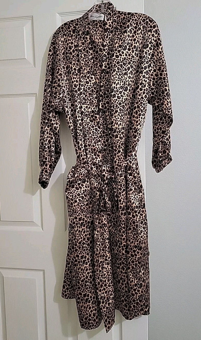 Vintage Bloomingdale’s Leopard Animal Print Robe Excellent Condition One Size