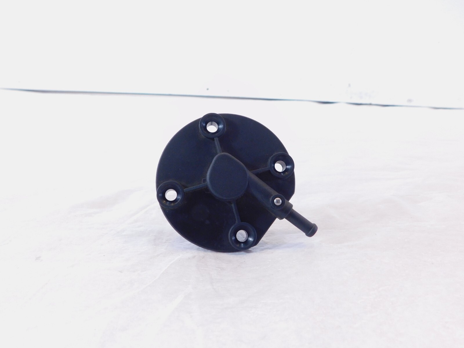 BMW F650GS F800GS F800R F800S F800ST Gas Petrol Fuel Tank Cap Cover