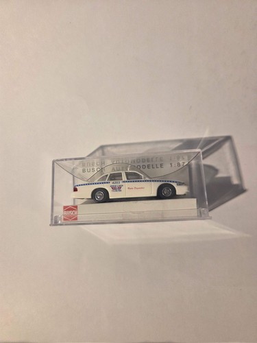 Vehículo Automóviles Americanos Busch 49009 - Taxis -- Ford Crown Victoria | Zustand: New