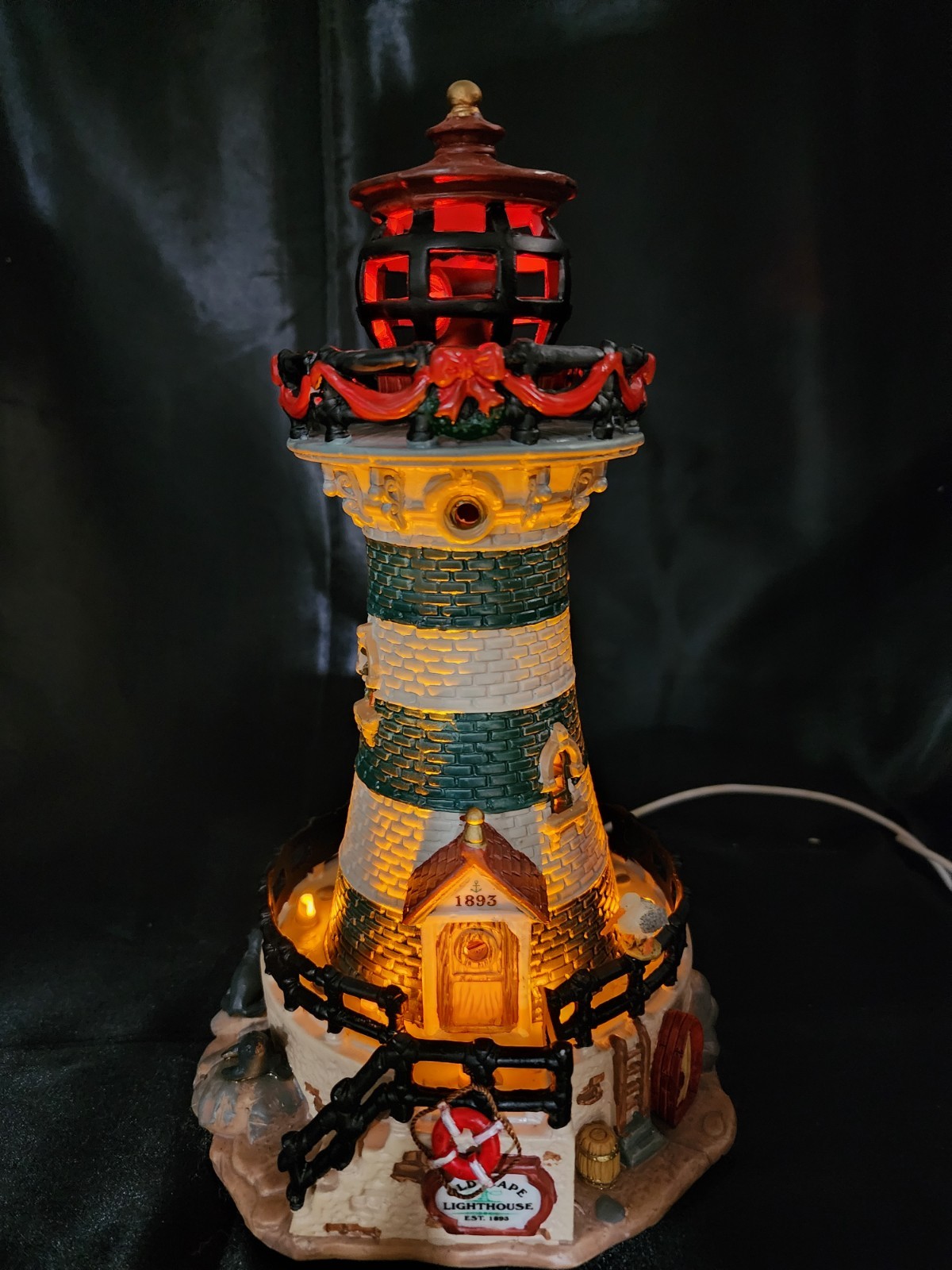 Picture 4 of 12