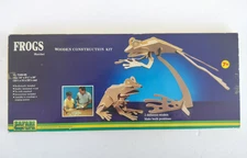 Vintage Safari LTD. Wooden Construction Kit Frogs Creative Toys