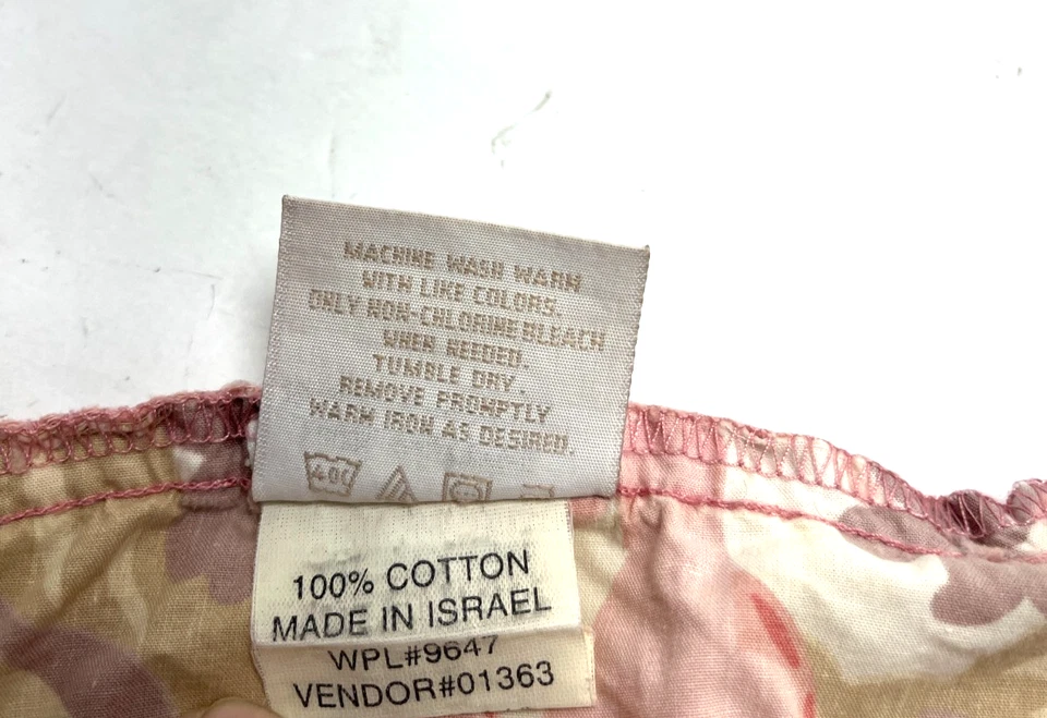 Eddie Bauer HOME cottage Rose floral pink Lot Queen duvet & 2 Standard Shams - Image 4 of 4