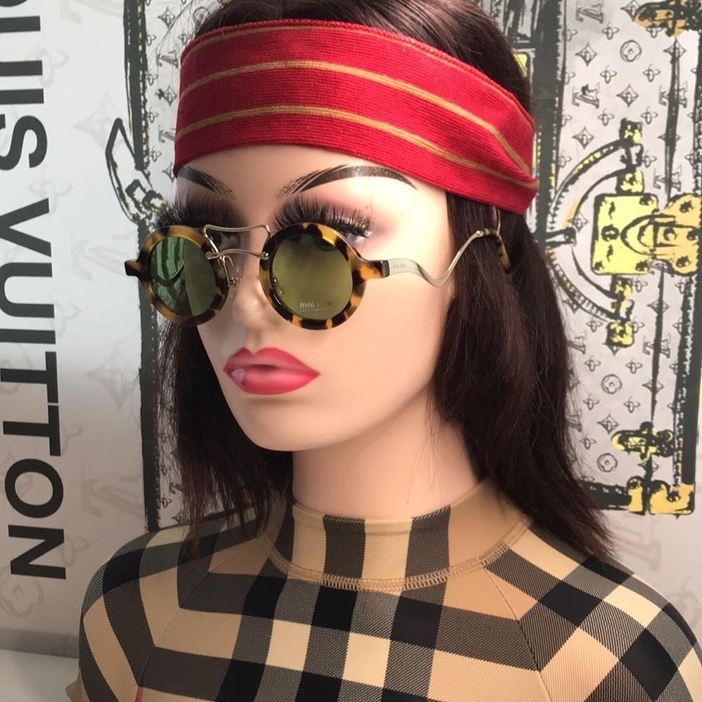 NEW AUTHENTIC MIU MIU TORTOISESHELL SUNGLASSES WITH GREEN 