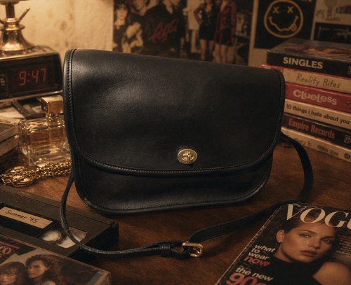 Mint Condition, Vintage 1990’s Black Coach City  Bag. Adjustable Strap
