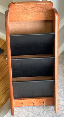 BROWN WOODEN MAIL HOLDER 3 SECTIONS WITH 3 KEY HOOKS ON BOTTOM CORNWALL U.S.A