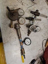 Lot Of UNIWELD Compressed Fuel Gas Regulator 592-H, 2 Gauges Argon Gauges