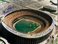 PHILADELPHIA PHILLIES  MULTI-AUTOGRAPHED SIGNED VETERANS STADIUM MANAGERS 8x10
