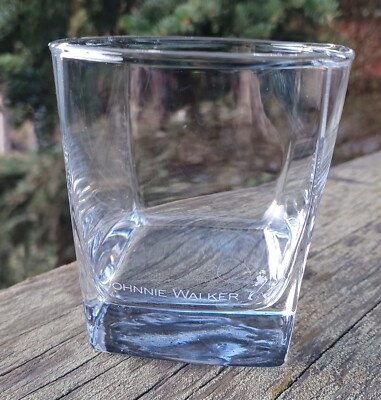  Vintage Etched Glass KEEP WALKING JOHNNIE WALKER Square Base Rocks Glass