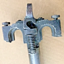 Double12x18" Kluge Roller Hanger Arm with spring and latch  hooks