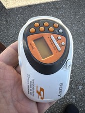 Sony S2 Sports Radio TV Weather FM/AM Walkman SRF-M80V