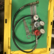 Used Taprite Dual-Body CO2 Regulator Wrench Mount Working
