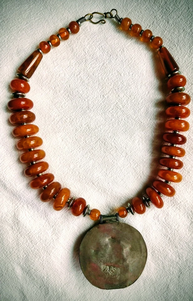 Collar Colgante Cuentas Resina Naranja Estilo Tibetano Foto 2 de 3