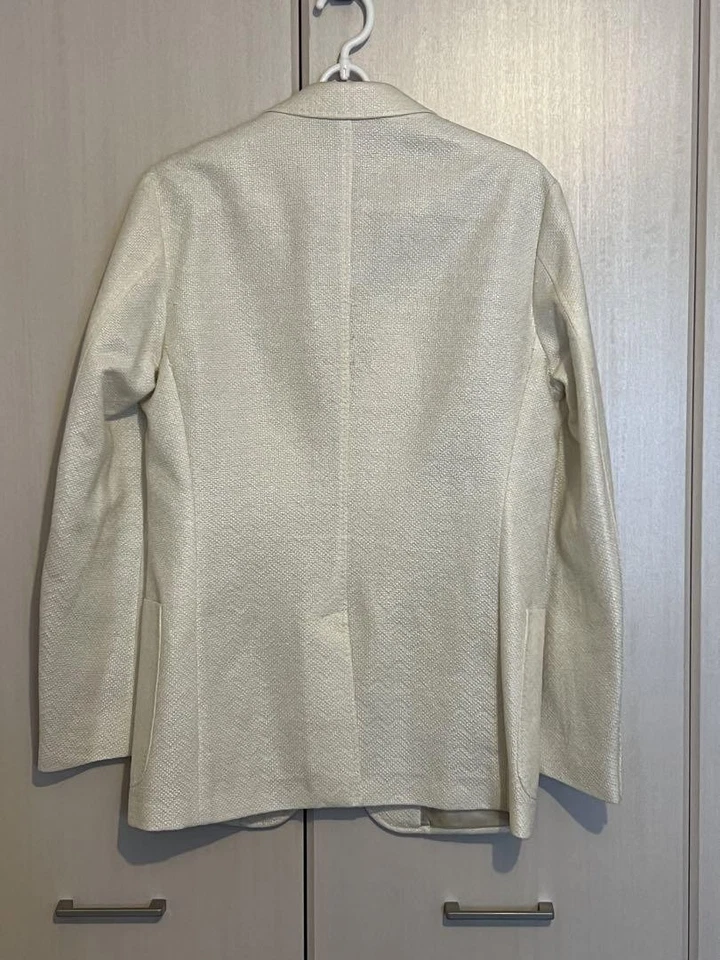 Б/У GUCCI БЕЛЫЙ НЕЙЛОНА КУРТКА ПРИЕМЛЕМЫЙ - Изображение 2 из 4