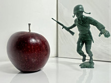Product Image: Vintage Marx 6 Inch Green Plastic Army Man Soldier Figure WWII GI Bayonet 1:12