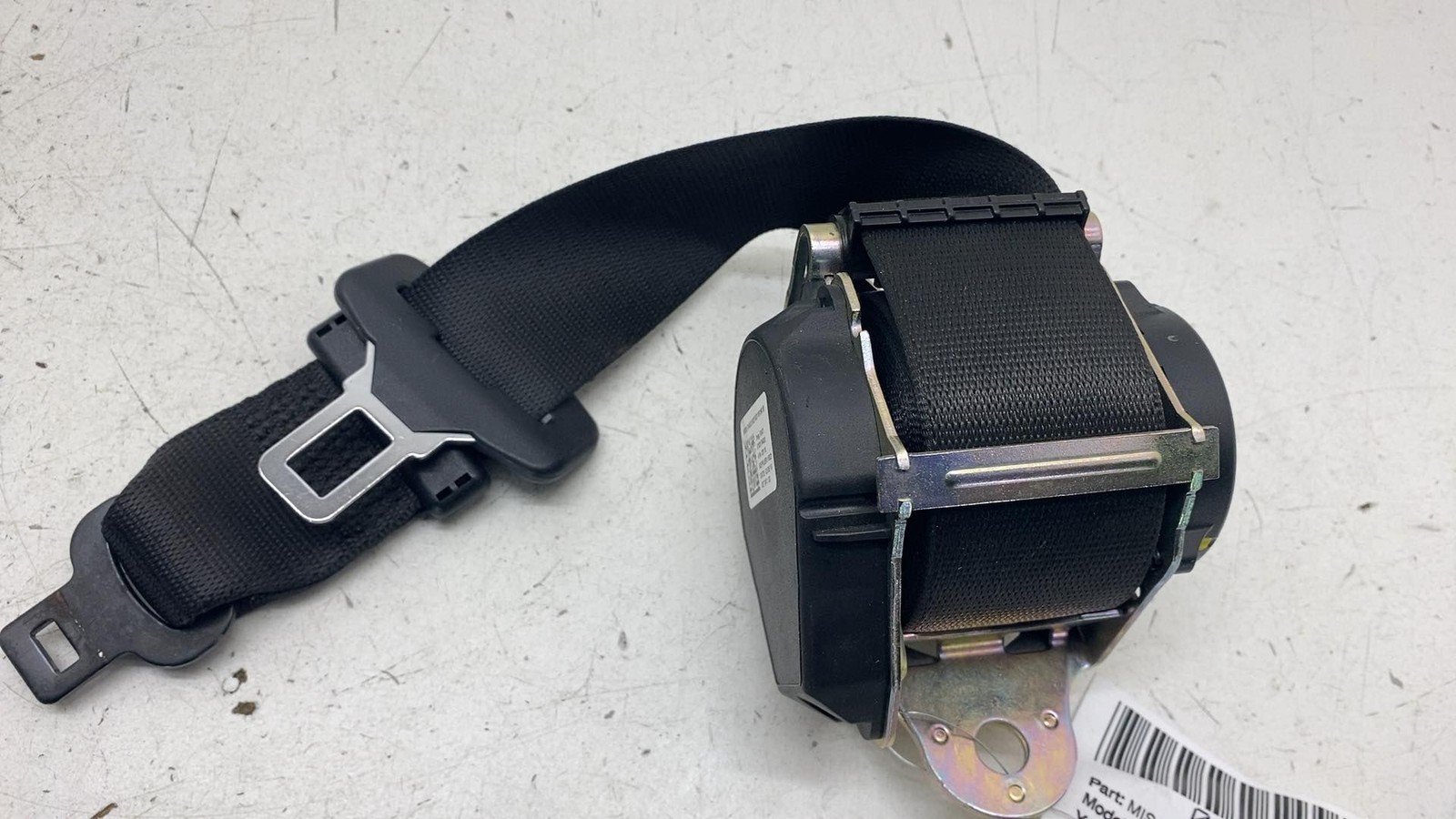 ⭕ 2014-2021 Maserati Ghibli Rear 2nd Row Center Middle Seat Belt Retractor Assy