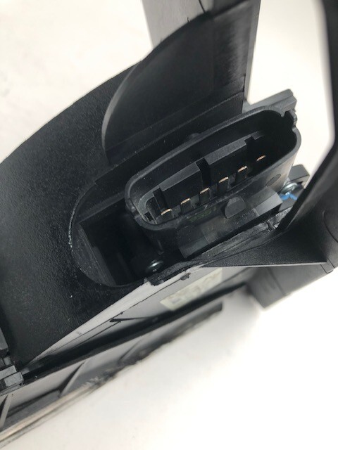 Gas Acceleration Foot Pedal OEM Bosch Ferrari 196819