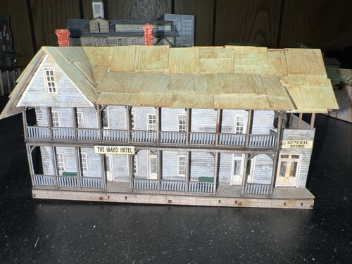 Jkryn - Custom N scale Bar Mills Idaho Hotel assembled and weathered - Picture 8 of 8