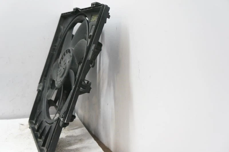 Conjunto de motor ventilador de refrigeración radiador BMW X3 2011-2012 400 vatios 17-42-7-560-877 Foto 4 de 4