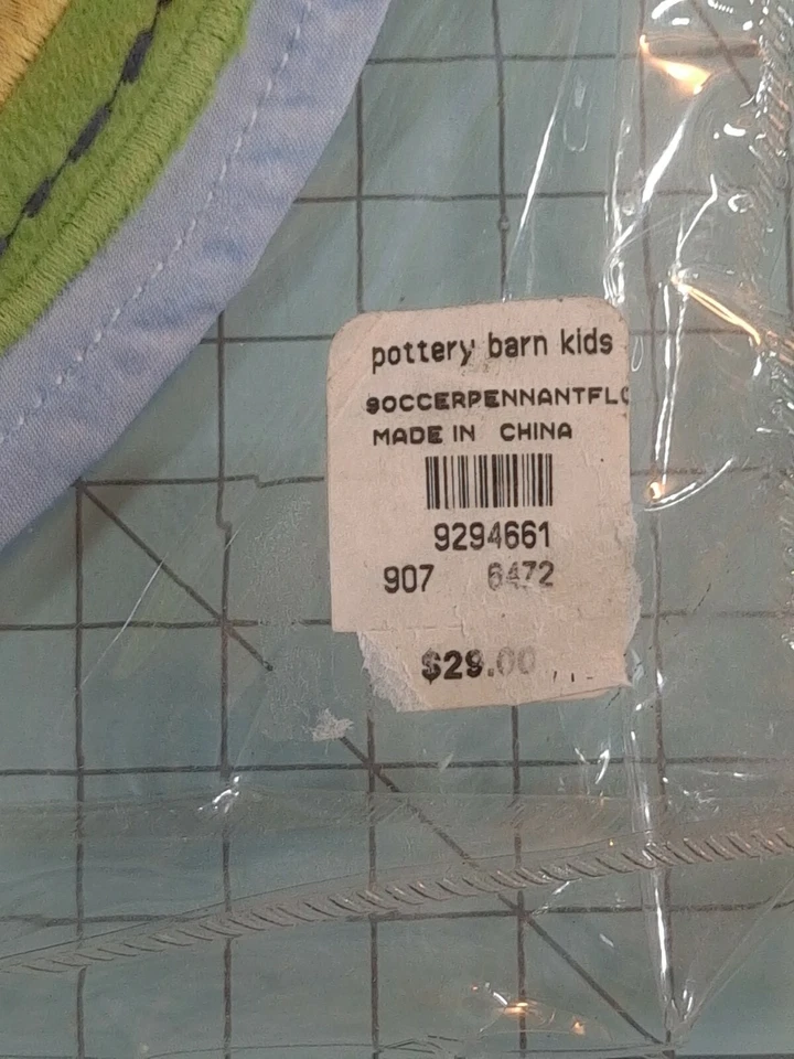 Banderín de fútbol banderas Pottery Barn niños B7 Foto 2 de 4