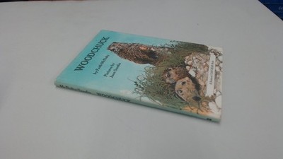 			Woodchuck (A Science I Can Read Book No. 101), McNulty, Faith, Wo		