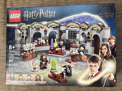 Lego Harry Potter: Hogwarts Castle: Potions Class 397 Pieces