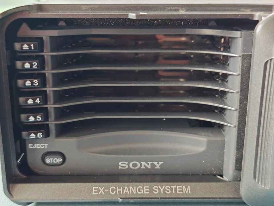 SONY MDX-60 MiniDisc MD Wechsler 6-fach | Vintage Auto Hifi - Bild 3 von 4