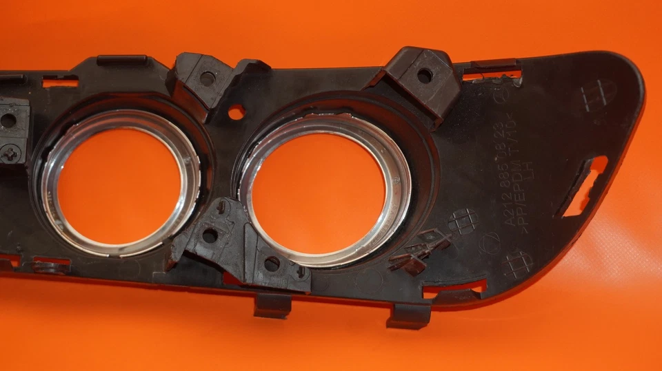 MERCEDES BENZ E350 PARRILLA INFERIOR DERECHA 2010 2011 2012 2013 SEDÁN E550 A2128850823 Foto 4 de 4