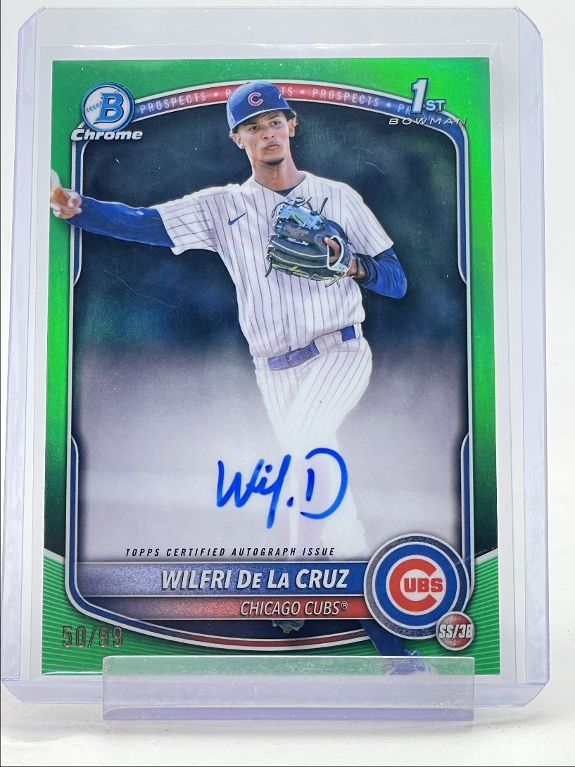 WILFRI DE LA CRUZ 2025 BOWMAN CHROME 1ST GREEN REFRACTOR AUTO /99 Q4078