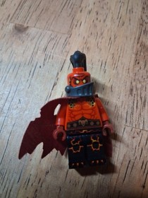 Lego Nexo Knights 70321 General Magmar's Seige Machine Partial Build