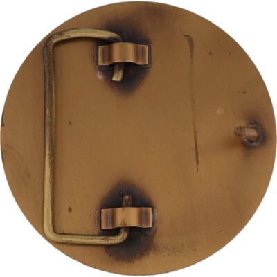 boucle de ceinture étoile et pistolet doré+ briquet petrole