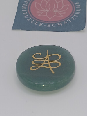 Engelstein grüne Jade Schutz, Harmonie, Fülle.. L: ca. 4 cm B: ca.3cm