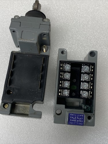 Square D 9007 C62D Turret Head Limit Switch Top Roller Plunger Series A 9007CT62 - Picture 5 of 12
