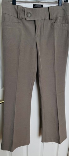New-Banana Republic Martin Fit 323 