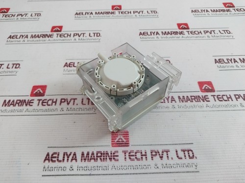Siemens Qbm66.201 Air Pressure Sensor - Picture 4 of 8