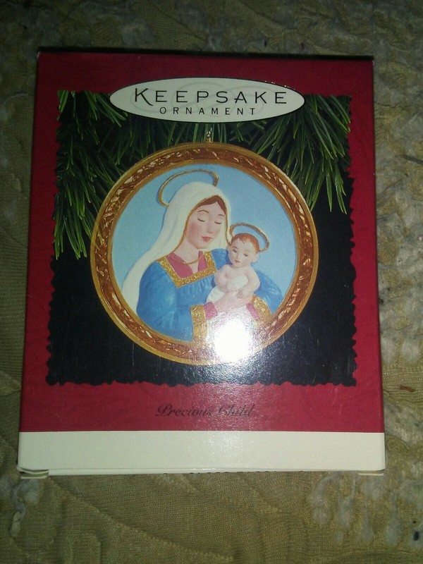 Hallmark Keepsake Ornament Precious Child Mary and Baby Jesus QX6251 1996