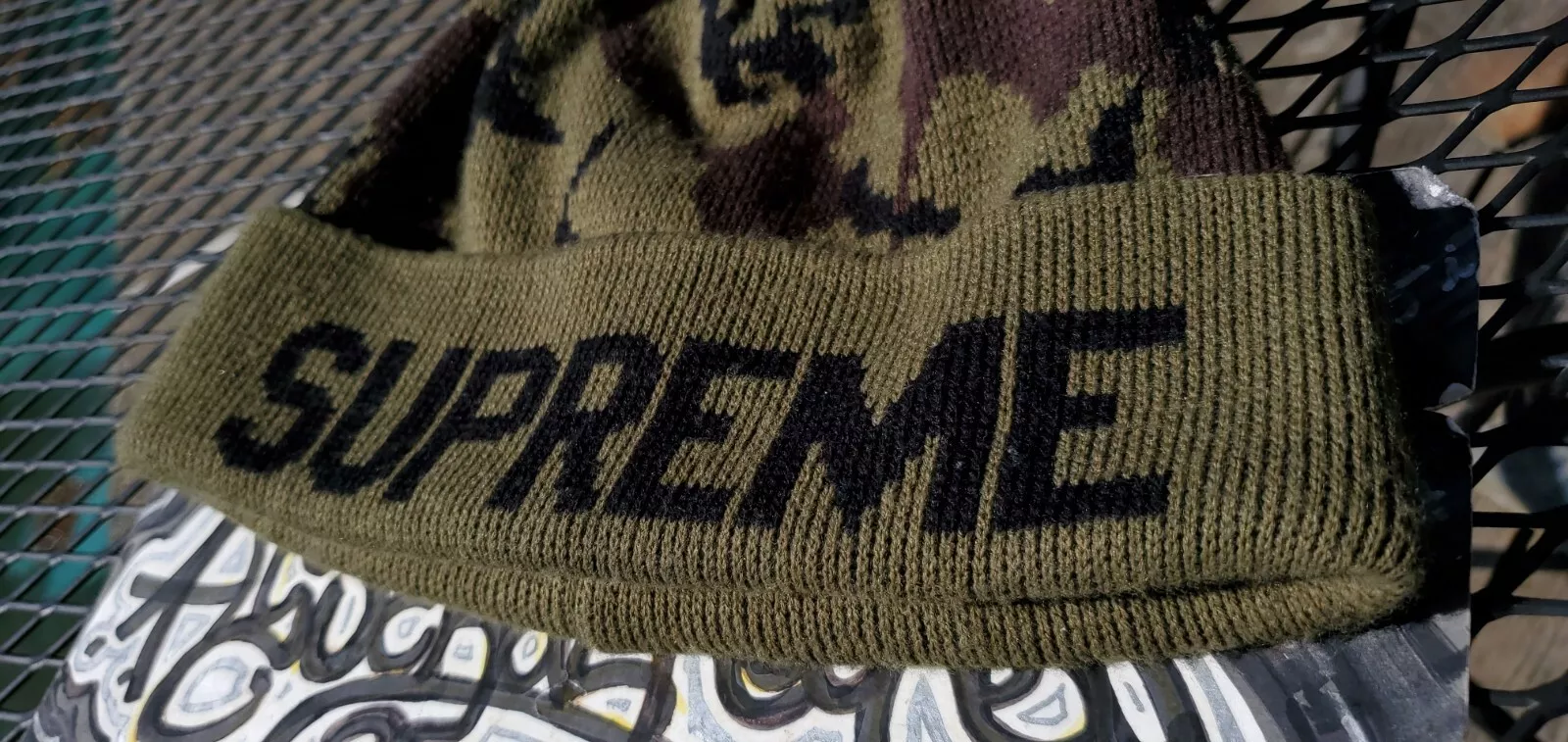 Boîte à casquettes de camp camouflage Supreme Beanie logo FW12 3M USA touche 
