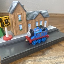Thomas  Friends Take Play Along Train Tank Engine Holiday Thomas V8294 2009