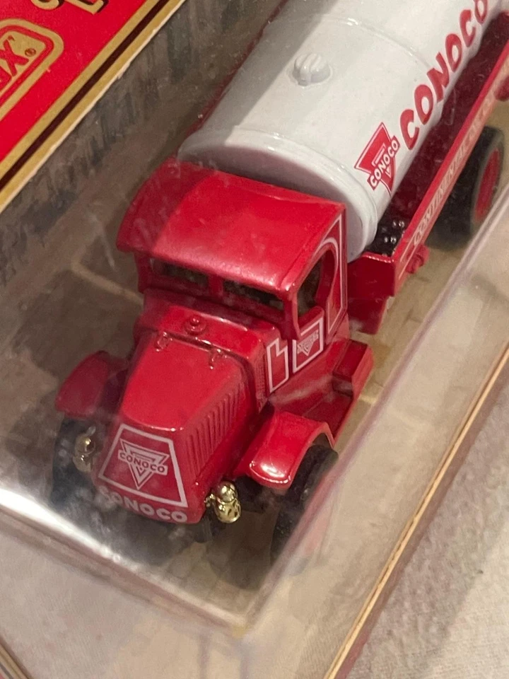 Matchbox Models of Yesteryear Y23-B 1930 Mack AC Conoco Tanker Truck - Image 4 of 4