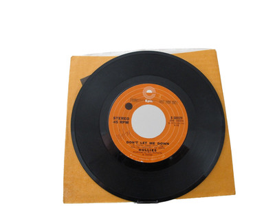 45 RECORD - HOLLIES - DON'T LET ME DOWN