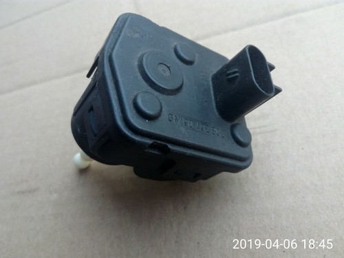 1 Motor/Leuchtweitenregulierung OPEL Omega B Limousine + Caravan Bj. 1994-1999