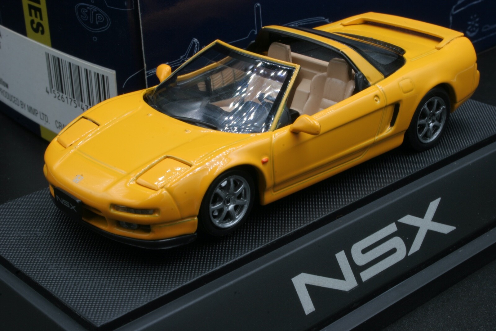Ebbro 43034 1:43 Scale 1995 Honda NSX Type-T Targa Top (LHD) Die 