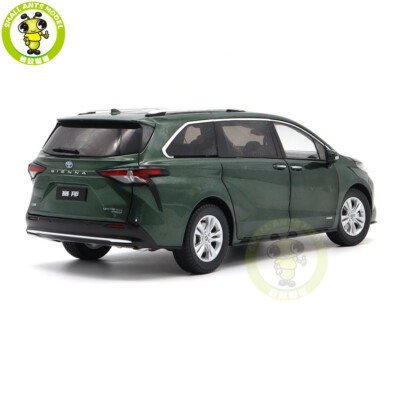 1/18 Toyota SIENNA MPV Green Diecast Model Car Gifts For Friends