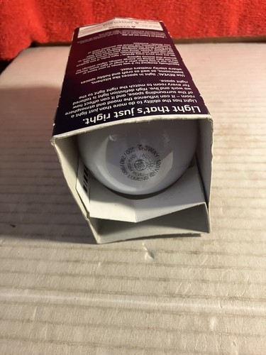 Light Bulb with Medium Base, A21 3-way. 30-100w. DWK - Picture 5 of 6