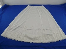 Dixie Belle 6 Panel 25" Nylon Half Slips, Made In USA (4513)