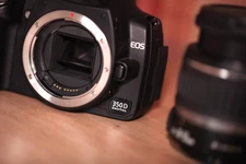 *Mint* Canon EOS 350D Rebel XT 8.0MP DSLR - W/18-55mm II Lens Battery & Charger