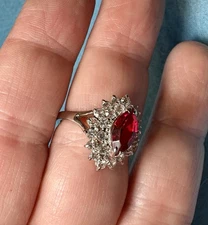 HOLIDAY Christmas Park Lane Cocktail Ring Faux Red Ruby Stone Silver Tone NOS 9