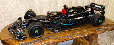 Lego Technic Mercedes-AMG F1 W14 E Performance Formula 1 Professional Build